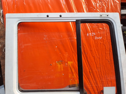 ✅Volvo FL 5.5 Diesel 2003 Front Right Door Bare White Warranty A324 - Image 2