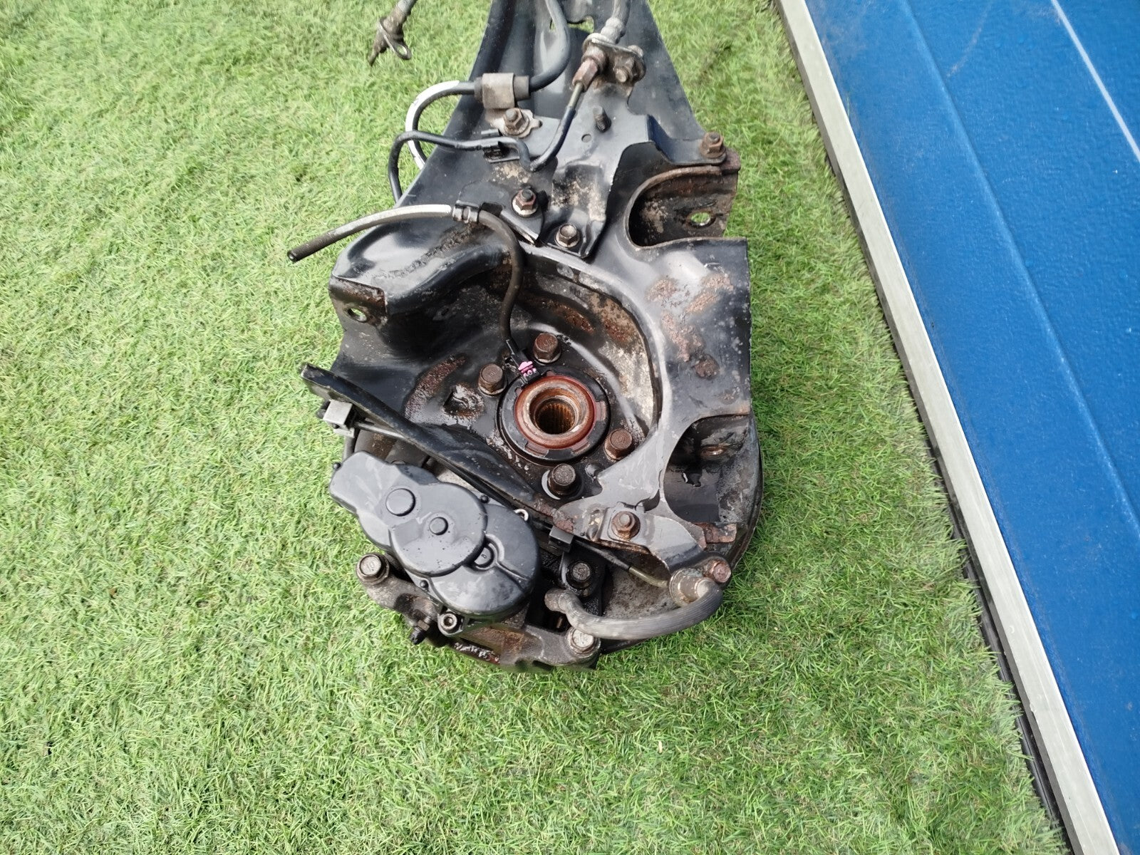 ✅MITSUBISHI OUTLANDER MK3 REAR LEFT SUSPENSION LEG HUB + WARRANTY xAA - Image 3