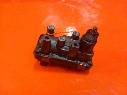 ebay-src:https://i.ebayimg.com/00/s/mtiwmfgxnjaw/z/84waaeswmubqp8ut/$_57.jpg