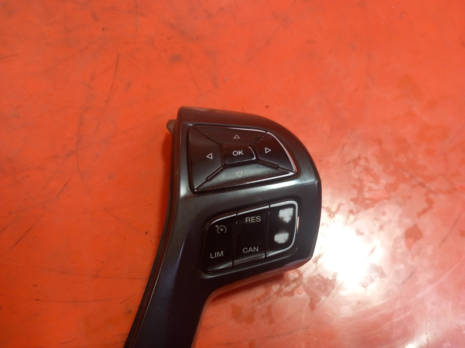 2017 Ford Ranger Wildtrak Multifunction Steering Wheel Switch TRW34187947D A401 - Image 3