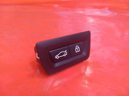 BMW X3 G01 M40D 3.0 Diesel 2019 Tailgate Button Switch 9275121 Warranty A393 - Image 4