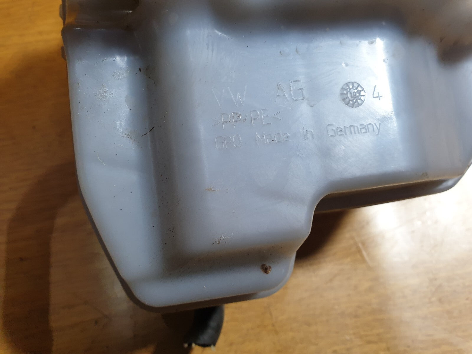 ✅AUDI A1 SPORTBACK 1.0 PETROL 2019 COOLANT BOTTLE EXPANSION TANK 2Q0121407B A130 - Image 9
