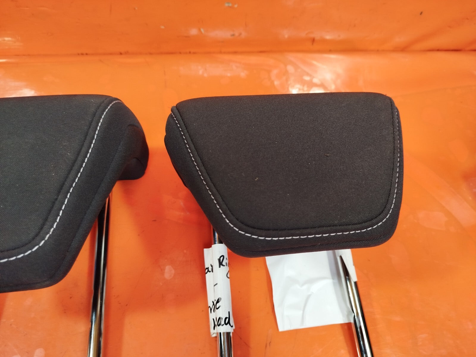 ✅2018-2025 FORD FOCUS MK4 REAR HEADREST CENTER & RIGHT SIDE + WARRANTY A242 - Image 4