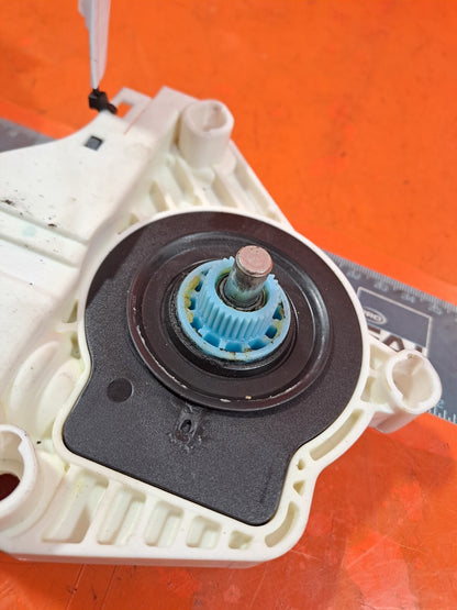 ✅2012 AUDI A5 1.8P FRONT LEFT WINDOW REGULATOR MOTOR 8T0959801B + WARRANTY A222 - Image 4