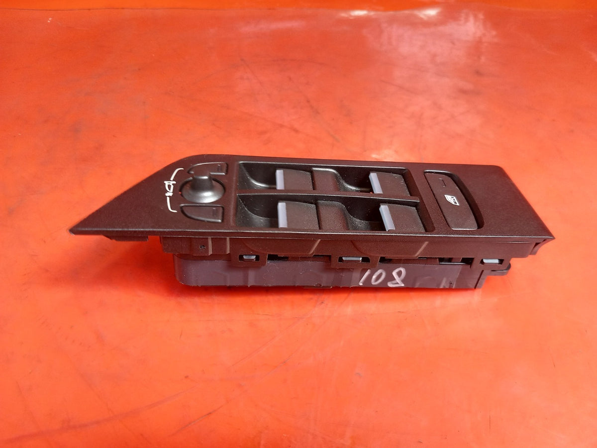 ebay-src:https://i.ebayimg.com/00/s/mtiwmfgxnjaw/z/ycuaaeswzurqgyd3/$_57.jpg
