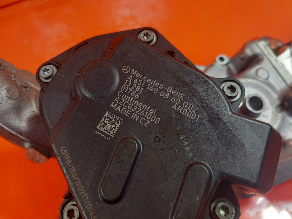 ebay-src:https://i.ebayimg.com/00/s/mtiwmfgxnjaw/z/bvqaaeswejrqqado/$_57.jpg