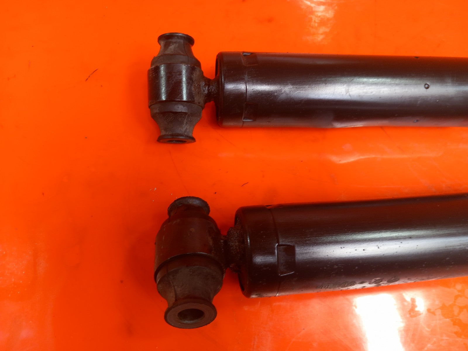 Ford Transit Custom 2.0 Diesel 2019 Rear Shock Absorbers Pair FK2118080CB A383 - Image 9