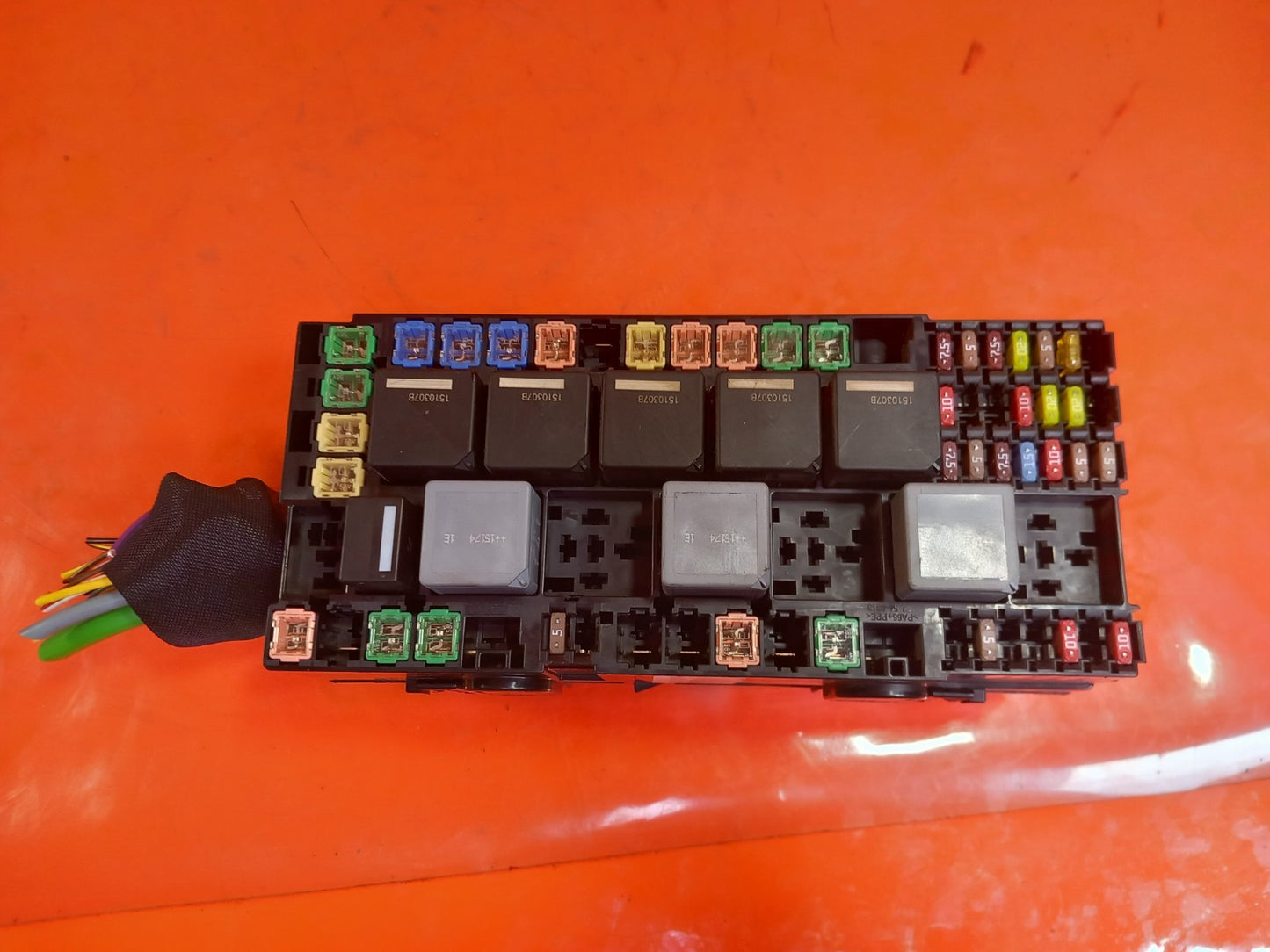 2015 Ford Tourneo Custom 2.2 Diesel Fuse Box BK2T-14A175-CA Warranty A377 - Image 1