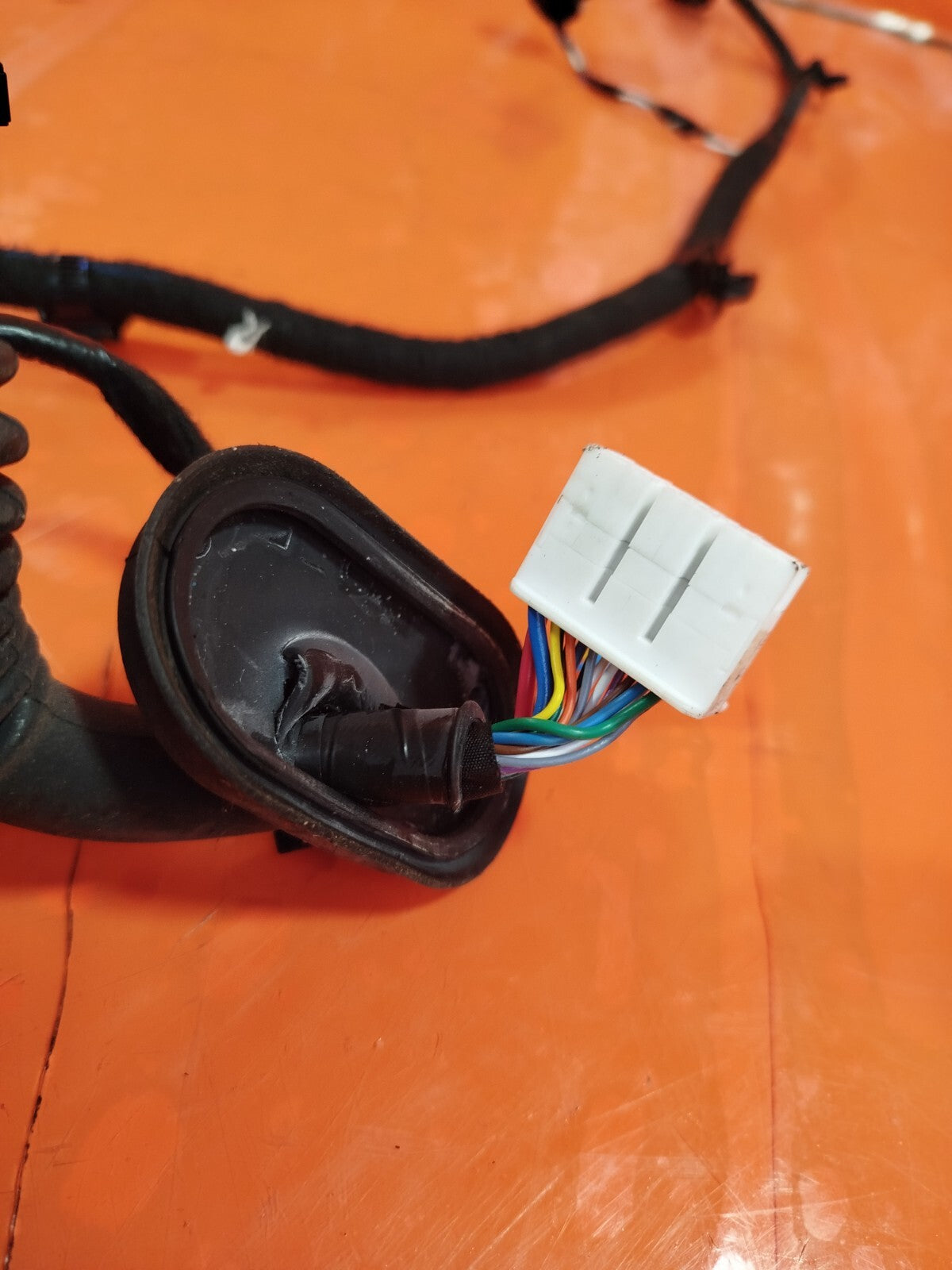 ✅Tesla Model 3 Long Range 2020 REAR RIGHT DOOR WIRING 3067966-00-A Warranty A266 - Image 7