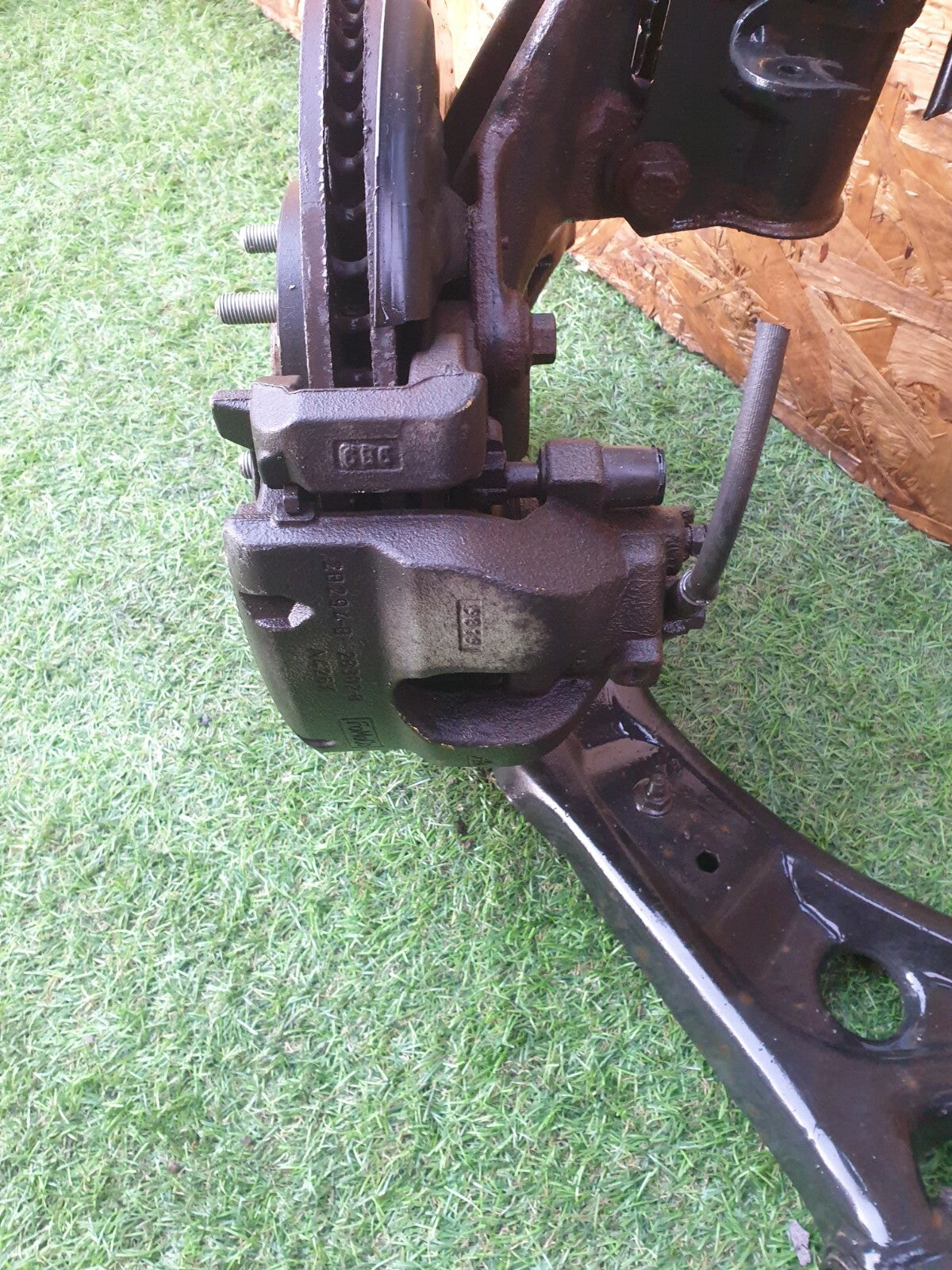✅2018-2025 FORD FOCUS MK4 FRONT RIGHT SUSPENSION LEG WHEEL HUB JX6118045EEF A242 - Image 5