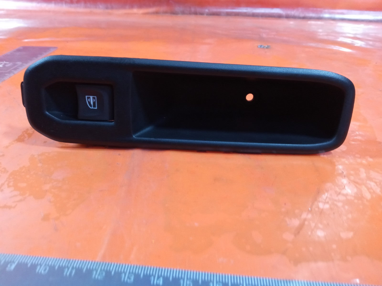 ✅Dacia Duster Journey 1.3 Petrol 2024 Rear Left Electric Window Switch Warranty - Image 5