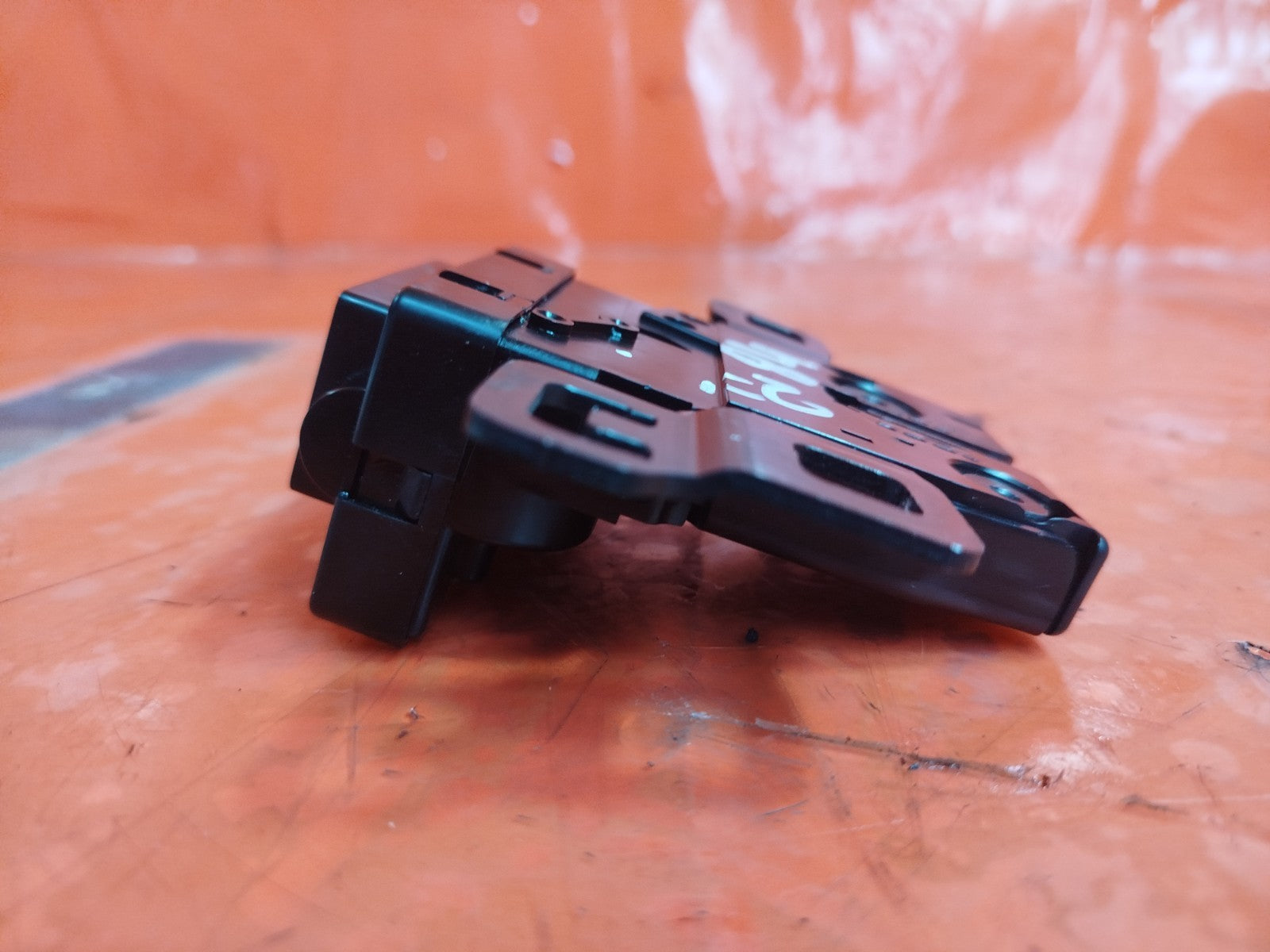 ebay-src:https://i.ebayimg.com/00/s/mtiwmfgxnjaw/z/8d0aaeswhqdox8yw/$_57.jpg