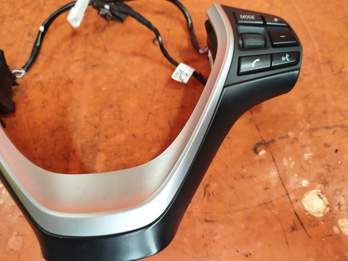 ✅2013 BMW 1 SERIES F20 STEERING WHEEL TRIM PANEL COVER 62560406C + WARRANTY xAA - Image 6