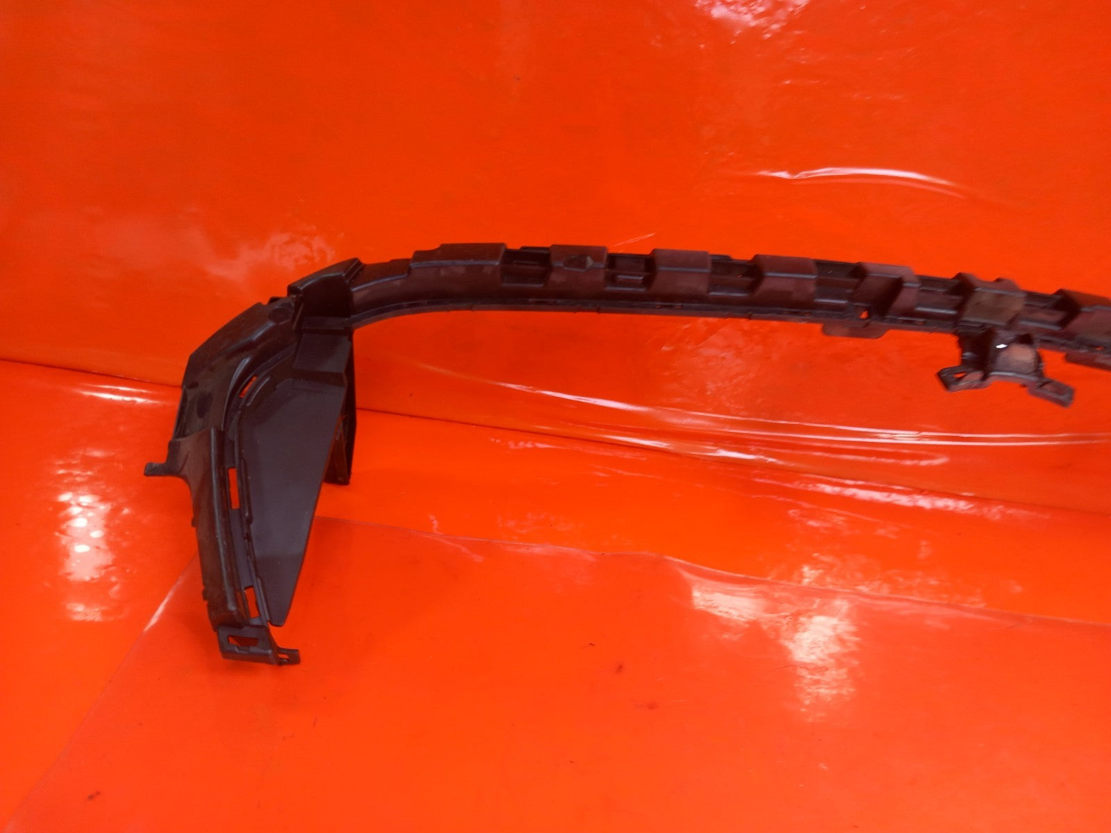 Mercedes Gle 450D AMG 3.0 Diesel 2025 Front Bumper Mounting Bracket A1678859809  - Image 7