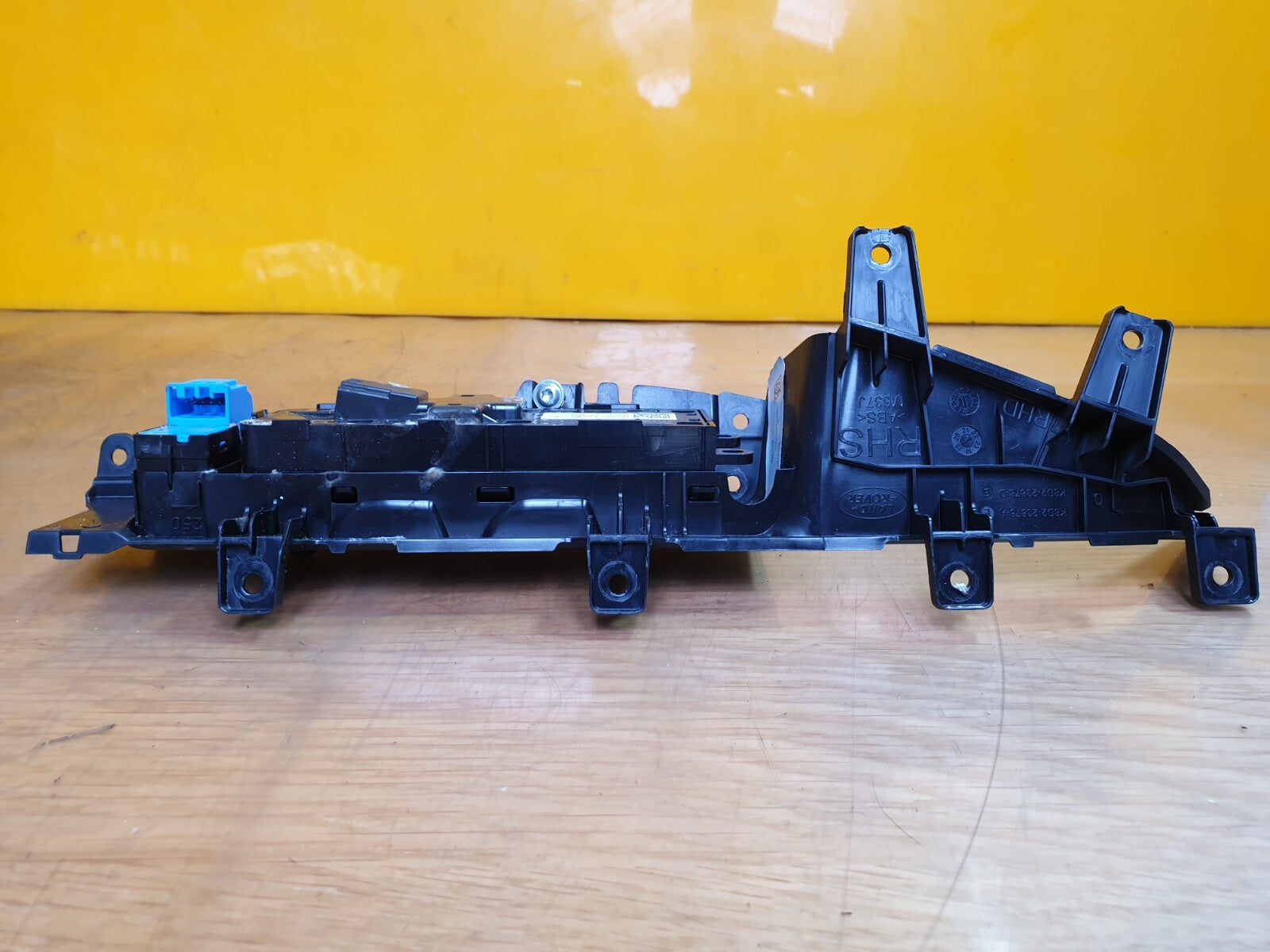 ✅2022 RANGE ROVER EVOQUE L551 FRONT RIGHT WINDOW CONTROL SWITCH MY3214540AB - Image 11
