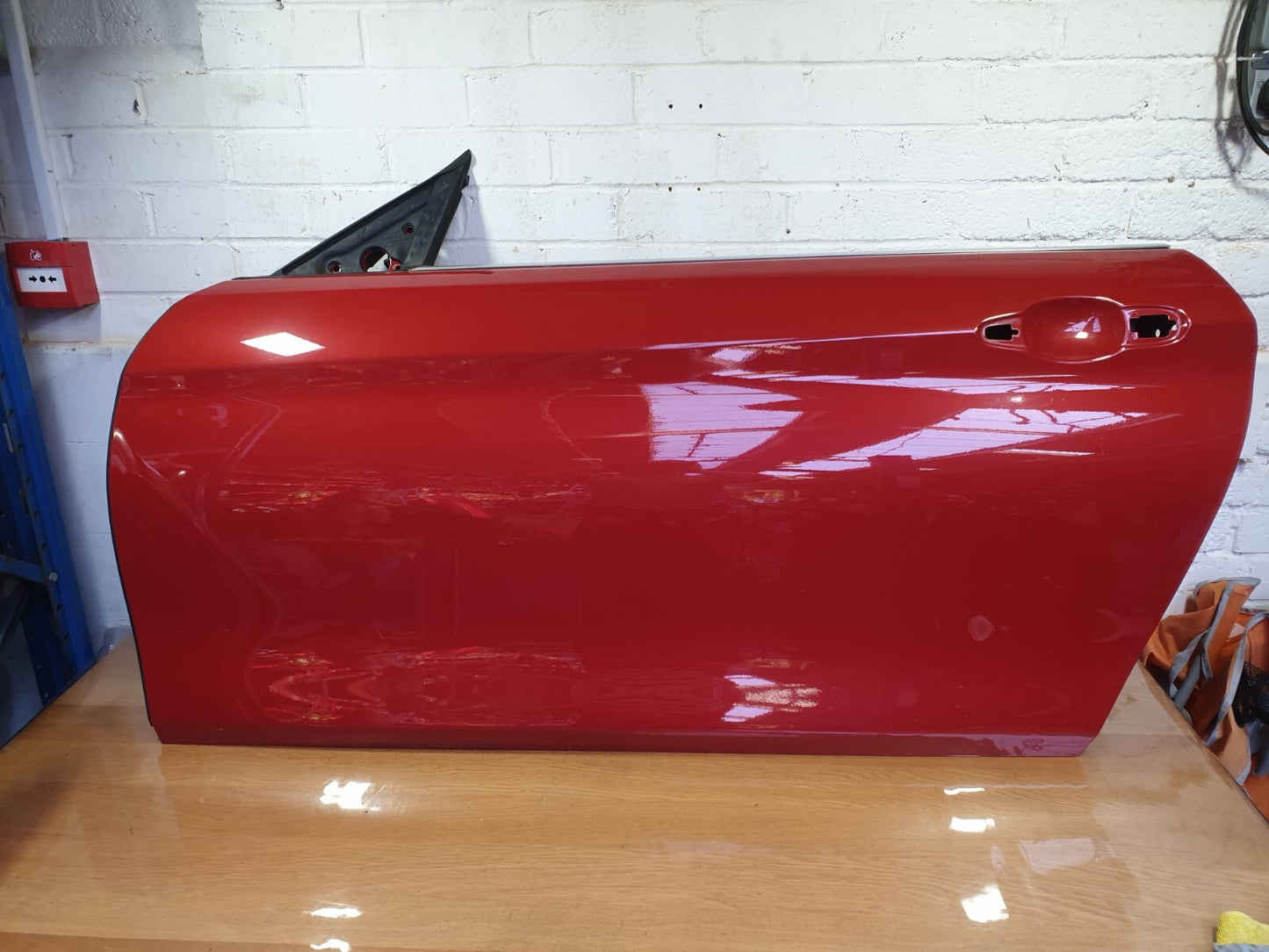 ✅2018 BMW 4 SERIES F33 2.0D CONVERTIBLE FRONT LEFT DOOR RED (A75) + WARRANTY - Image 3