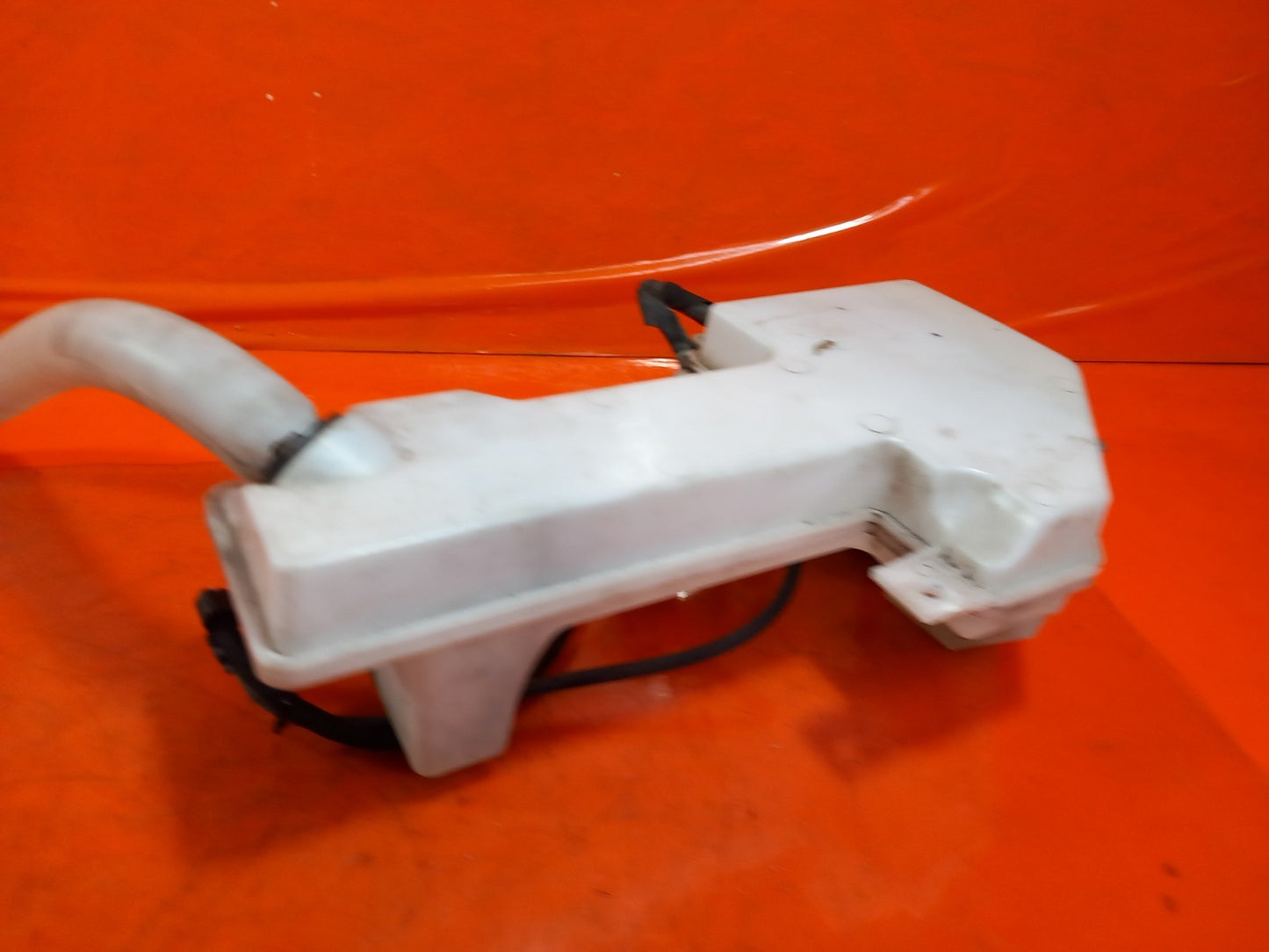 ebay-src:https://i.ebayimg.com/00/s/mtiwmfgxnjaw/z/~jcaaesw131qksfh/$_57.jpg