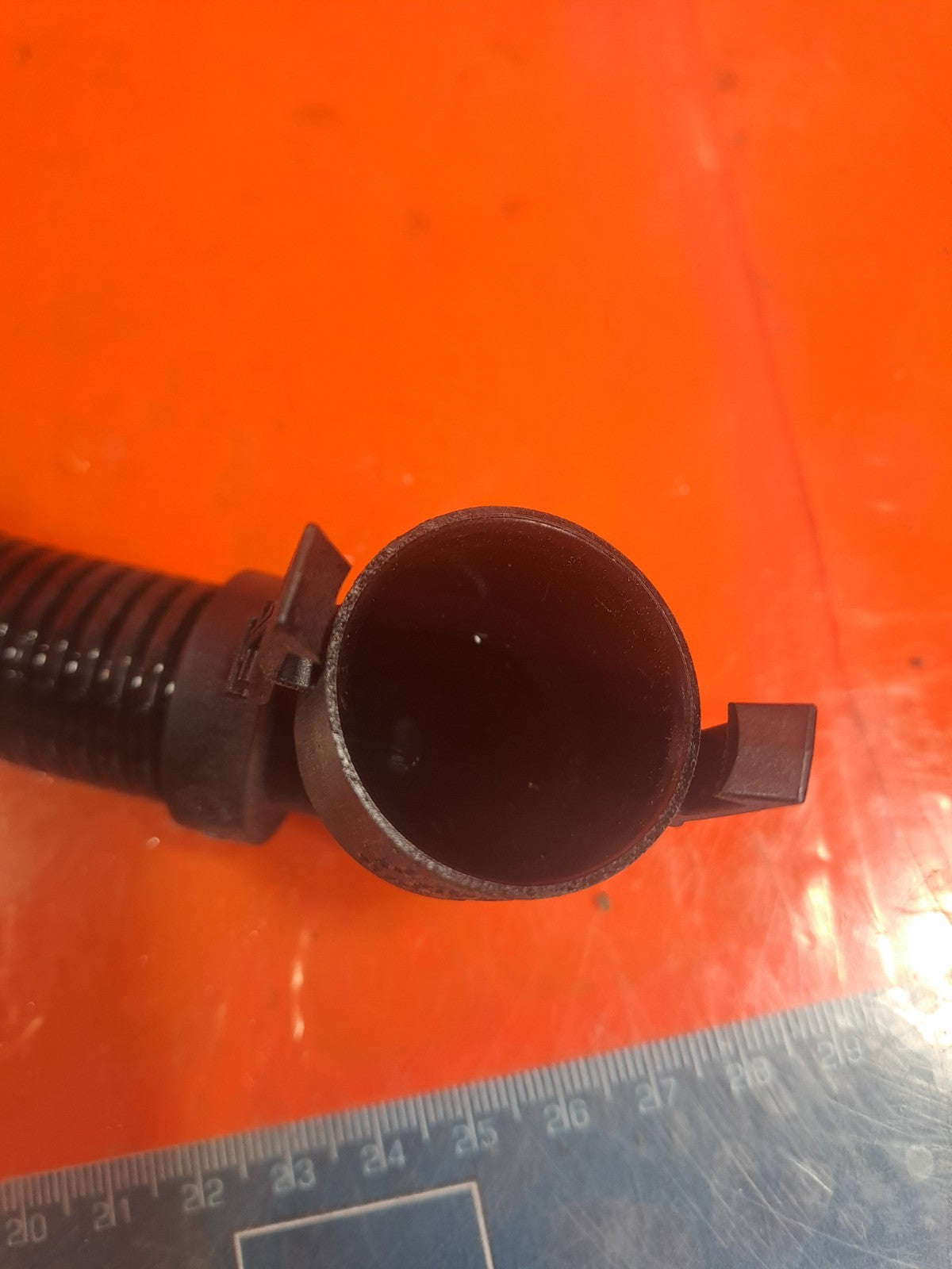 ✅2015 BMW 2 SERIES F22 M SPORT INTAKE BREATHER PIPE 586509 + WARRANTY A315 - Image 2