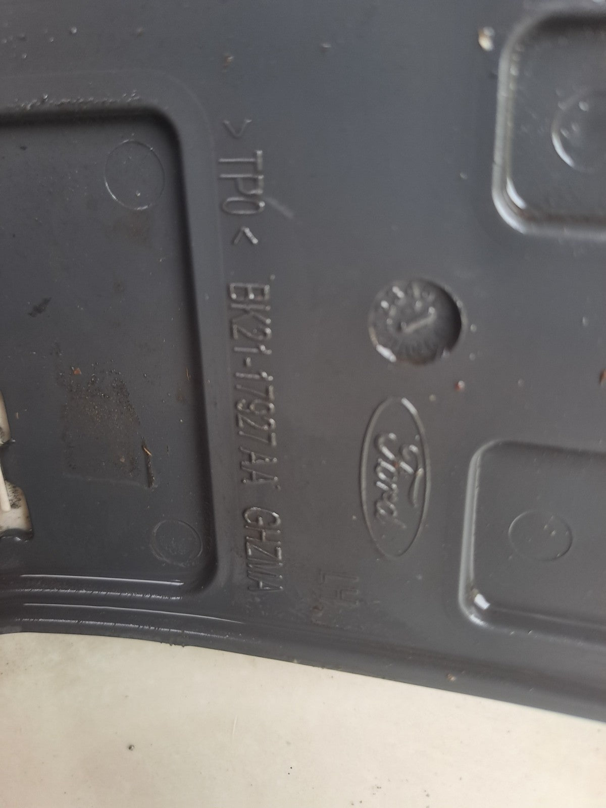 2015 Ford Tourneo Custom Rear Bumper Left Side Corner BK21-17927-AA Black A371 - Image 10