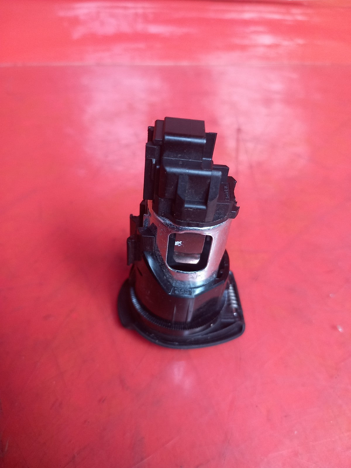 ebay-src:https://i.ebayimg.com/00/s/mtywmfgxmjaw/z/hwaaaesw7ojqfx0o/$_57.jpg