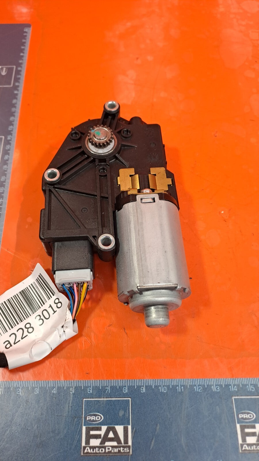KIA XCEED 1.5 PETROL 2021 ELECTRIC SUNROOF MOTOR K8110-J7000 81680-J7900 A228 - Image 4