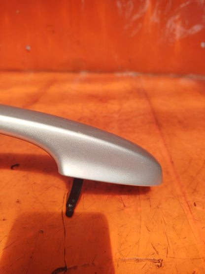 ✅FORD FOCUS MK4 1.5 DIESEL 2018 REAR RIGHT EXTERIOR DOOR HANDLE SILVER Warranty - Image 5