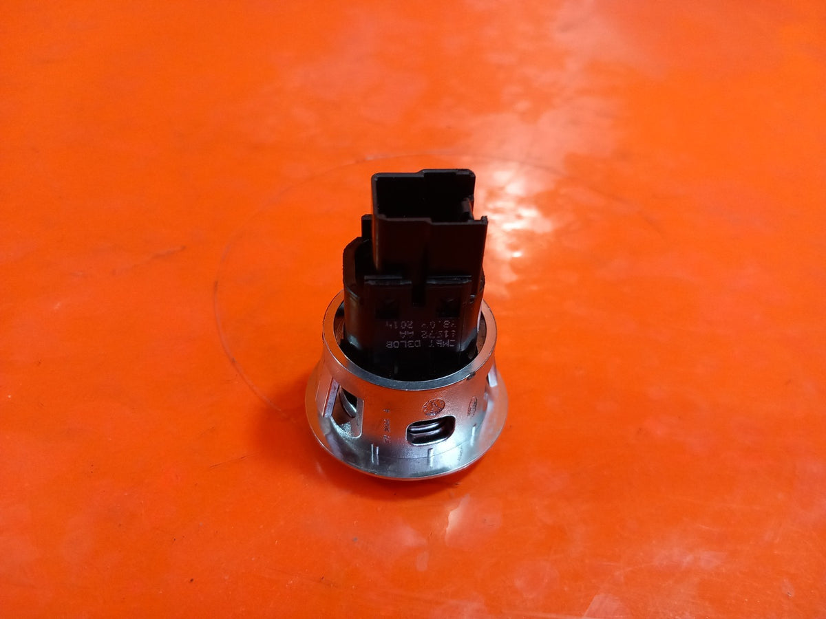 ebay-src:https://i.ebayimg.com/00/s/mtiwmfgxnjaw/z/xccaaesw9d9qvggh/$_57.jpg