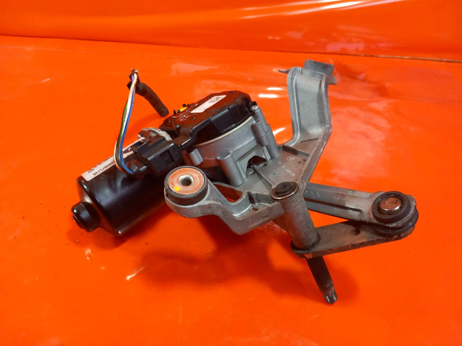 ebay-src:https://i.ebayimg.com/00/s/mtiwmfgxnjaw/z/obcaaesw-blqhnbj/$_57.jpg