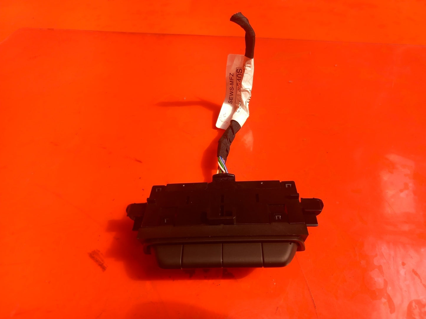 Renault Captur 1.6 Petrol 2023 Switch Block Panel Dashboard 259800229R Warranty - Image 9