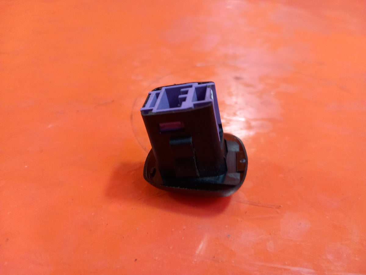 ebay-src:https://i.ebayimg.com/00/s/mtiwmfgxnjaw/z/1xsaaeswa9vqvvwi/$_57.jpg