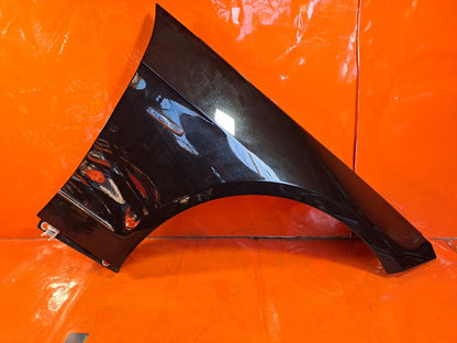 ✅2011 MERCEDES E CLASS W212 2.1D RIGHT WING FENDER PANEL BLACK 197 + WARRANTY - Image 1
