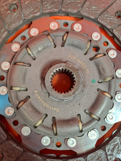 ✅Volkswagen Passat Cc Gt 2013 2.0 Diesel FLYWHEEL CLUTCH KIT 324035510 Warranty - Image 3