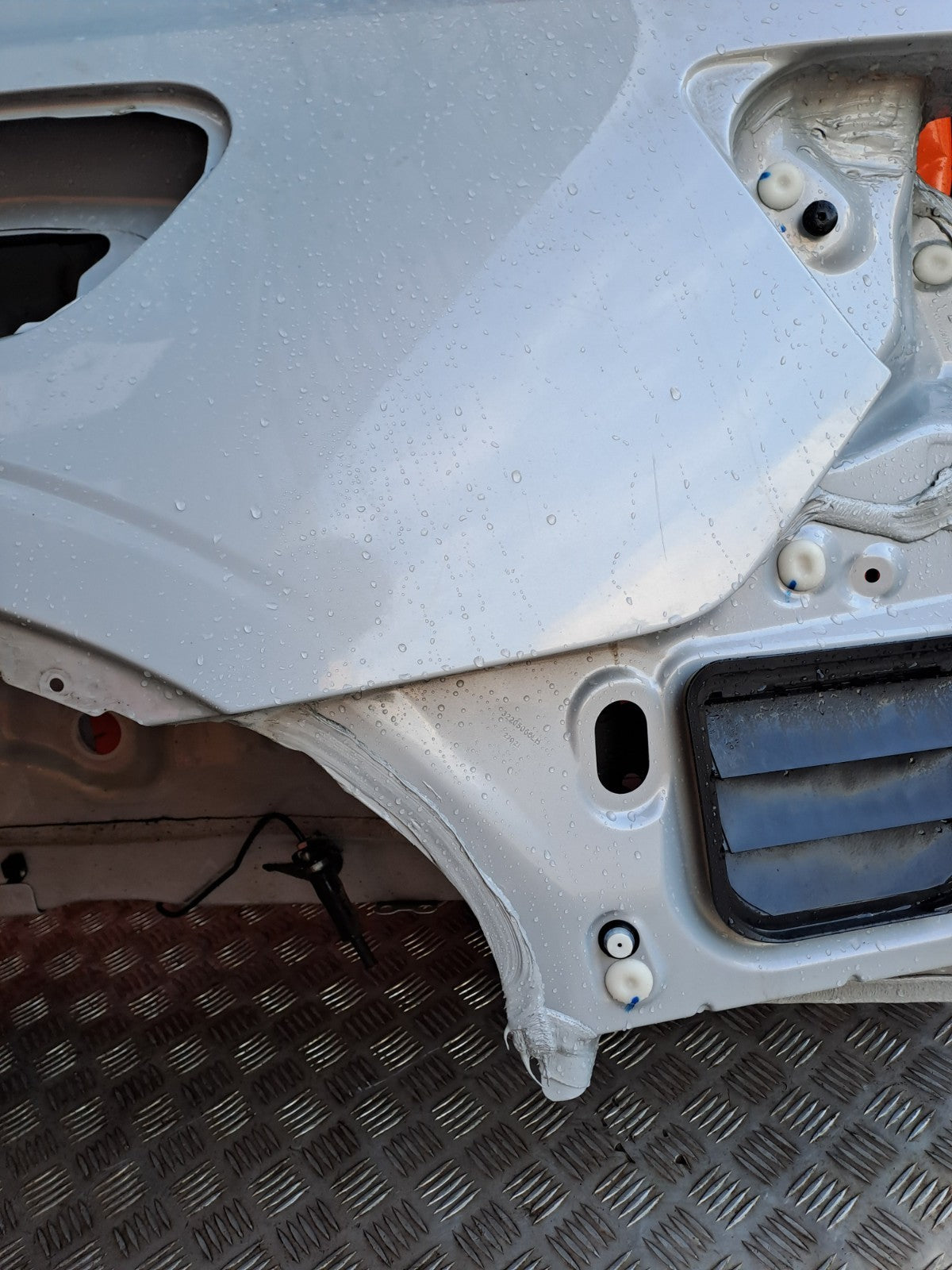 ✅POLESTAR 2 LONG RANGE 2023 REAR LEFT QUARTER PANEL SILVER Warranty A312 - Image 8