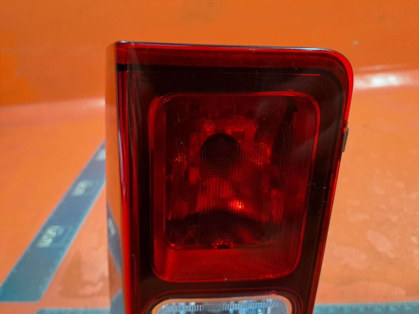 ✅2016 RENAULT TRAFIC MK3 Sl27 1.6D REAR RIGHT LOWER LIGHT 265549399R A256 - Image 7
