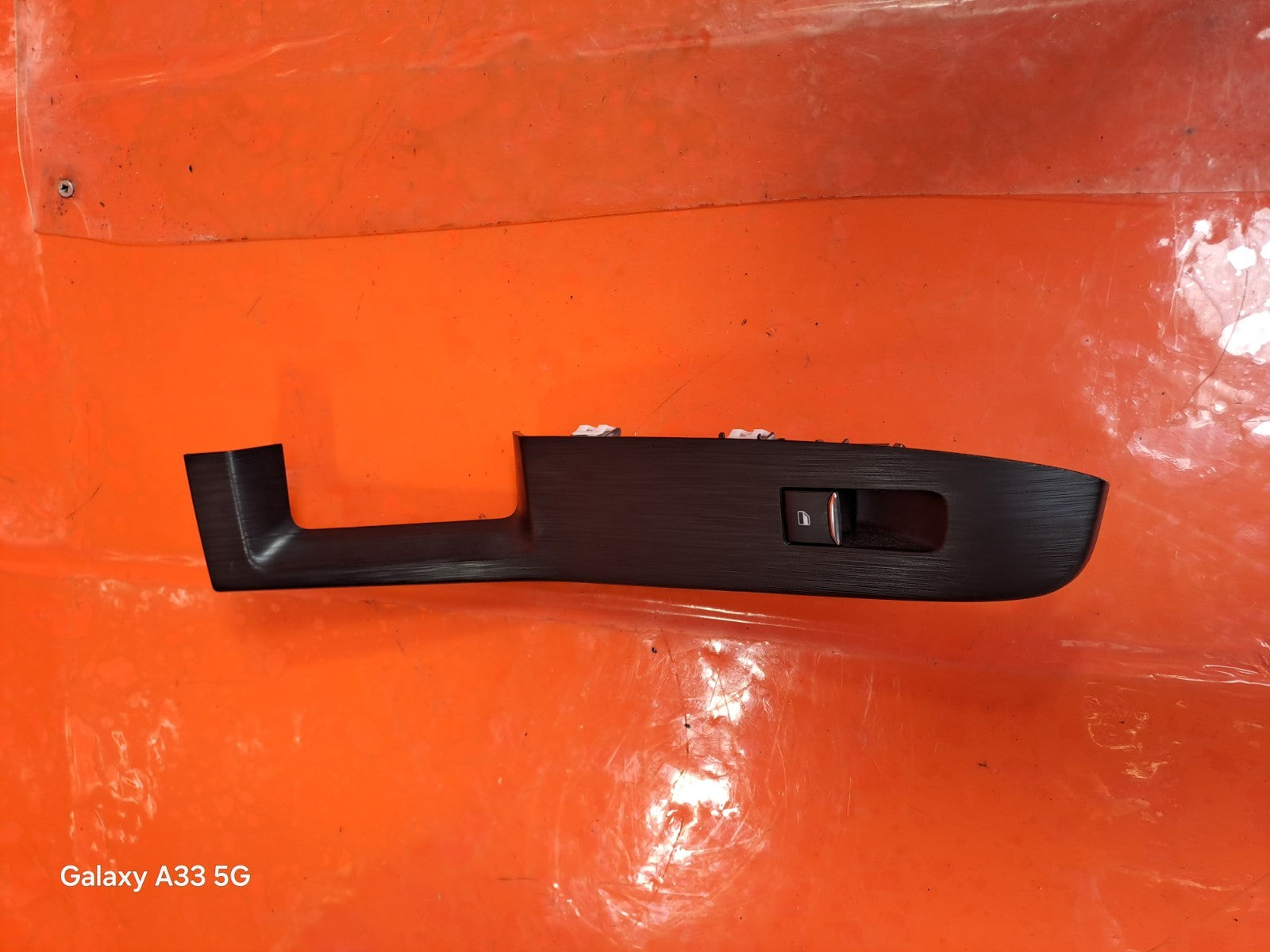 ebay-src:https://i.ebayimg.com/00/s/mtiwmfgxnjaw/z/jecaaeswwvdo59t1/$_57.jpg