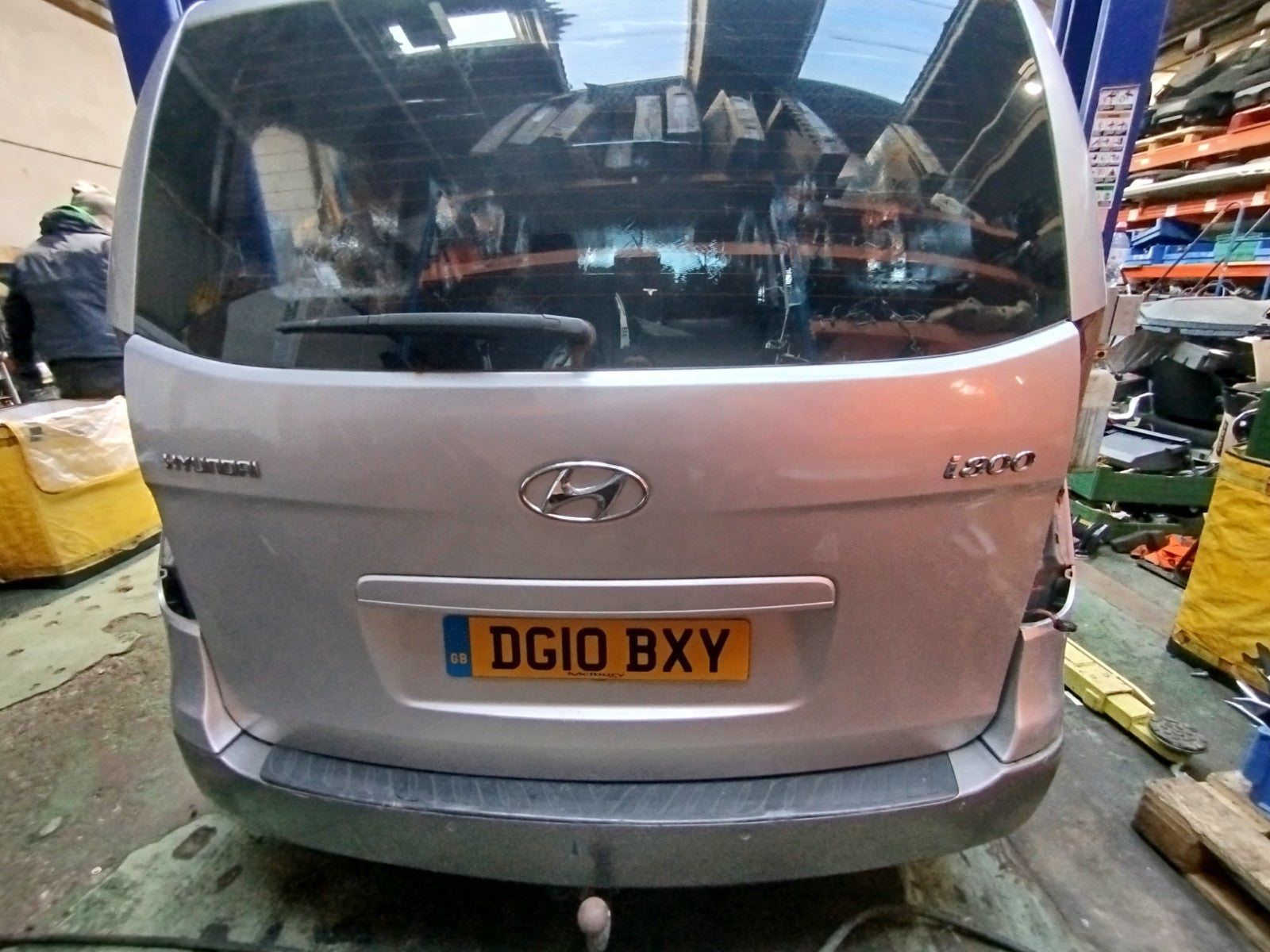✅2010 HYUNDAI I800 2.5D TAILGATE BOOT LID SILVER + WARRANTY A325 - Image 3