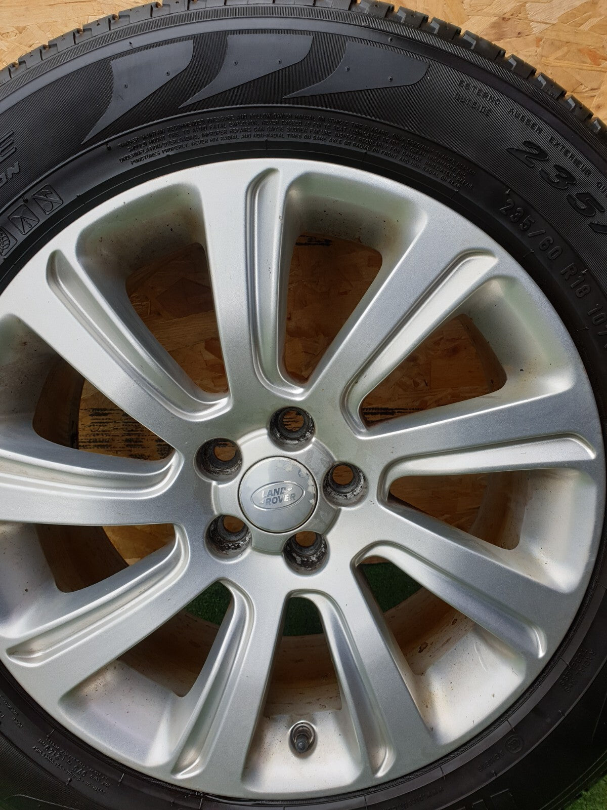✅2015 LAND ROVER DISCOVERY SPORT L550 ALLOY WHEEL & TYRE 235/60 R18 FK72-1007-BB - Image 7