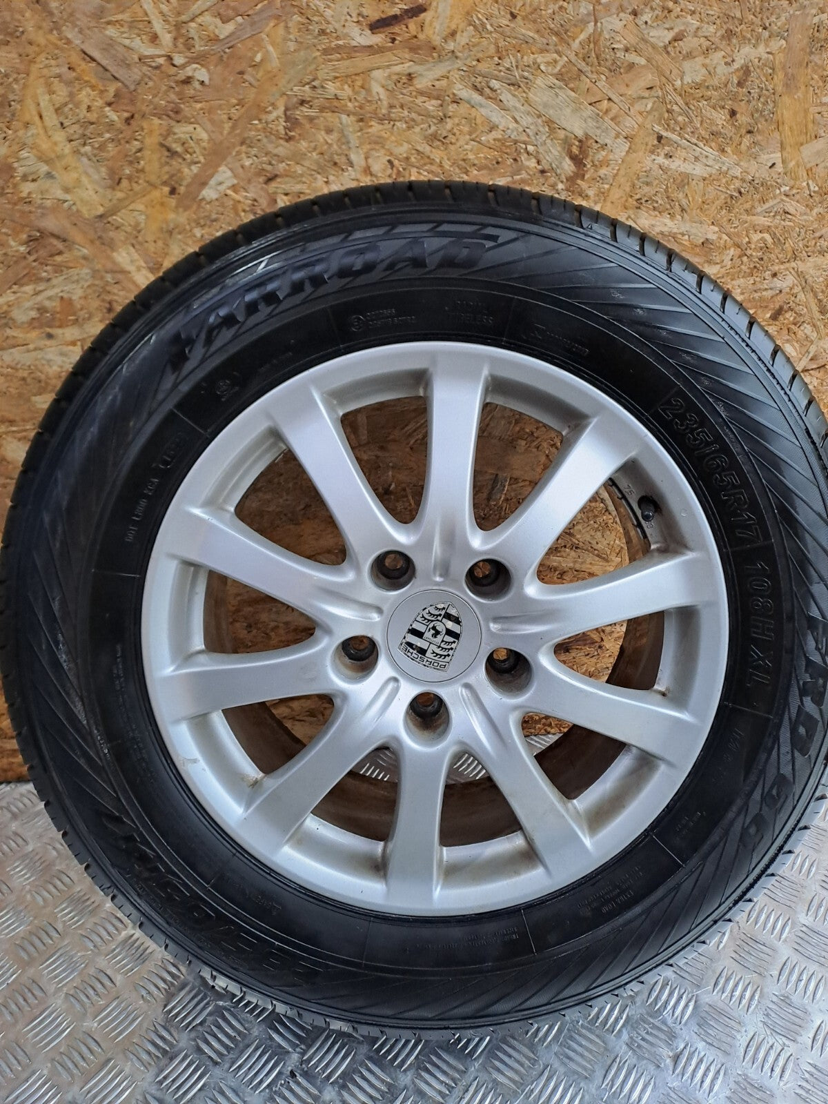 ✅2010 PORSCHE CAYENNE 9PA ALLOY WHEEL WITH TYRE 235/65 R17 + WARRANTY A268 - Image 2