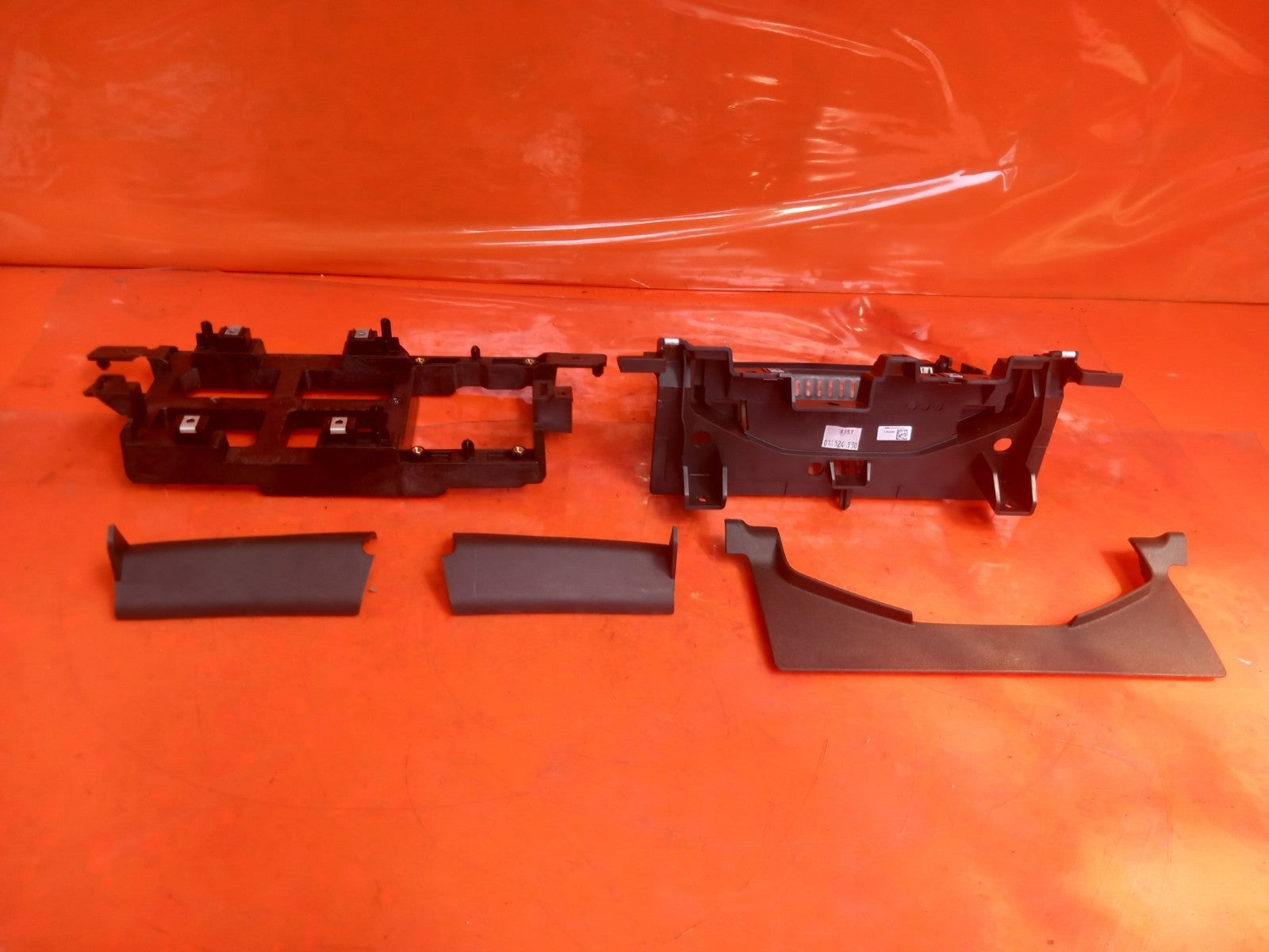 Land Rover Defender L663 3.0 Diesel 2025 Dashboard Trims N8B2047A04AAW Warranty - Image 3