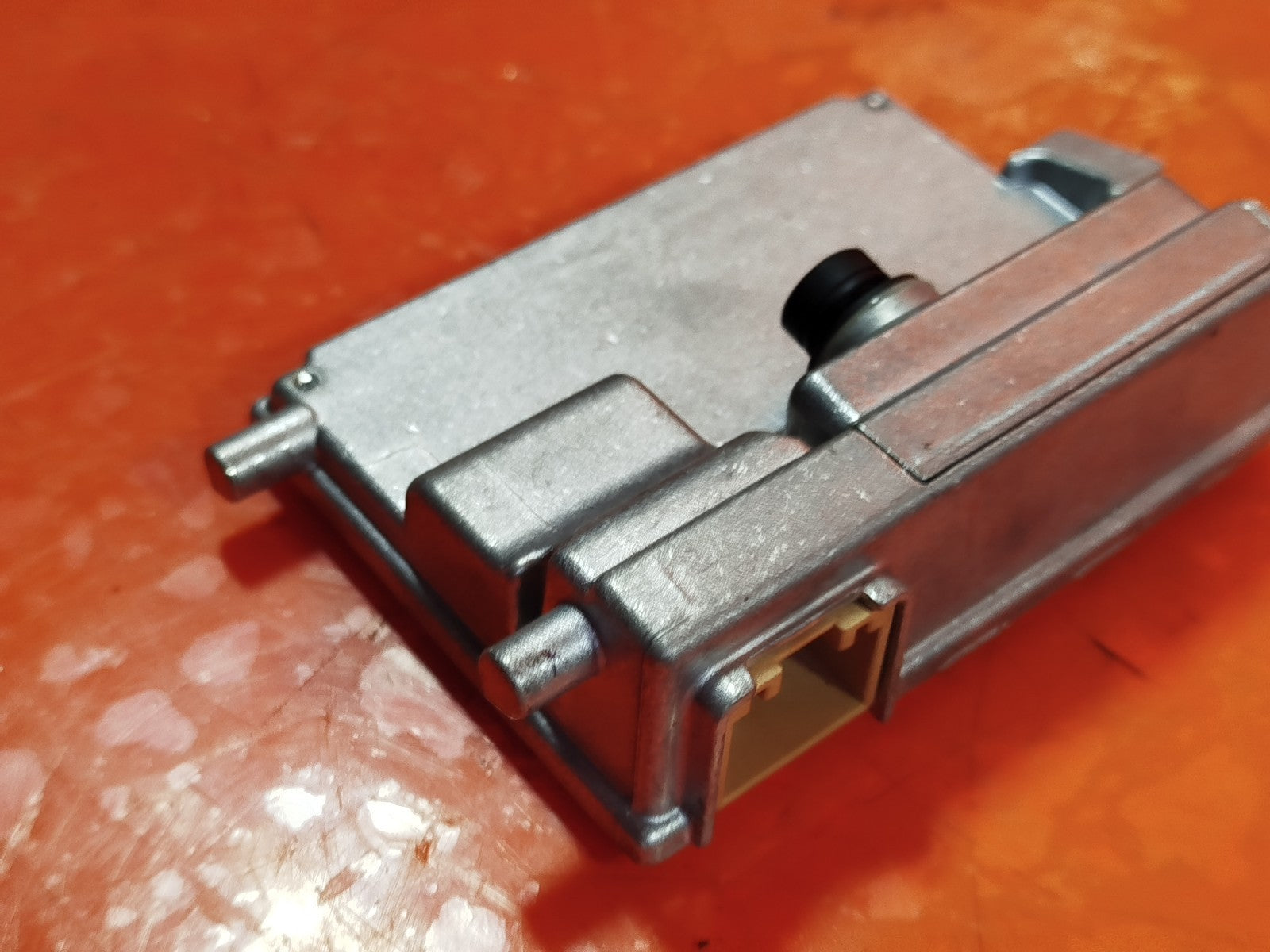 ebay-src:https://i.ebayimg.com/00/s/mtiwmfgxnjaw/z/73uaaeswelhpgddt/$_57.jpg