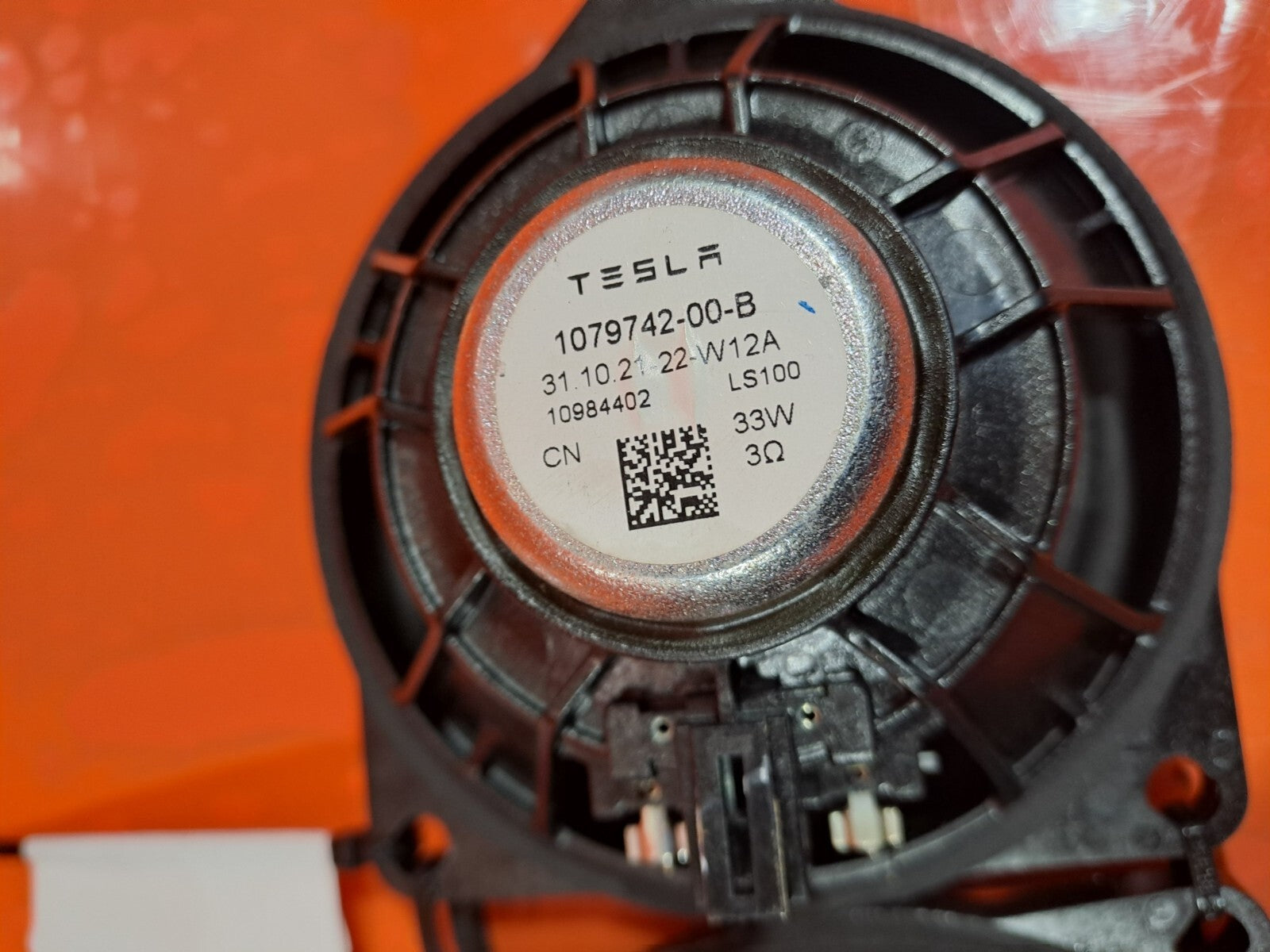 ✅2018-2025 TESLA MODEL 3 DASHBOARD SPEAKERS PAIR 1079742-00-B + WARRANTY A241 - Image 4