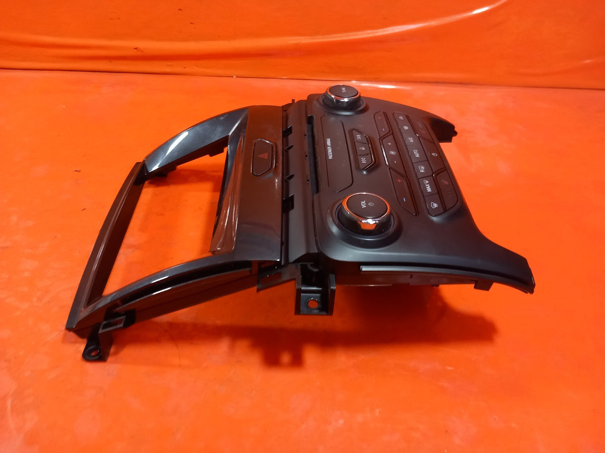 ebay-src:https://i.ebayimg.com/00/s/mtiwmfgxnjaw/z/5ikaaeswad5q4fru/$_57.jpg