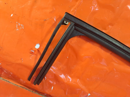 ✅2019 Ford Focus MK4 ST-Line Rear Left Door Window Glass JX7B-A25825 A354 - Image 2