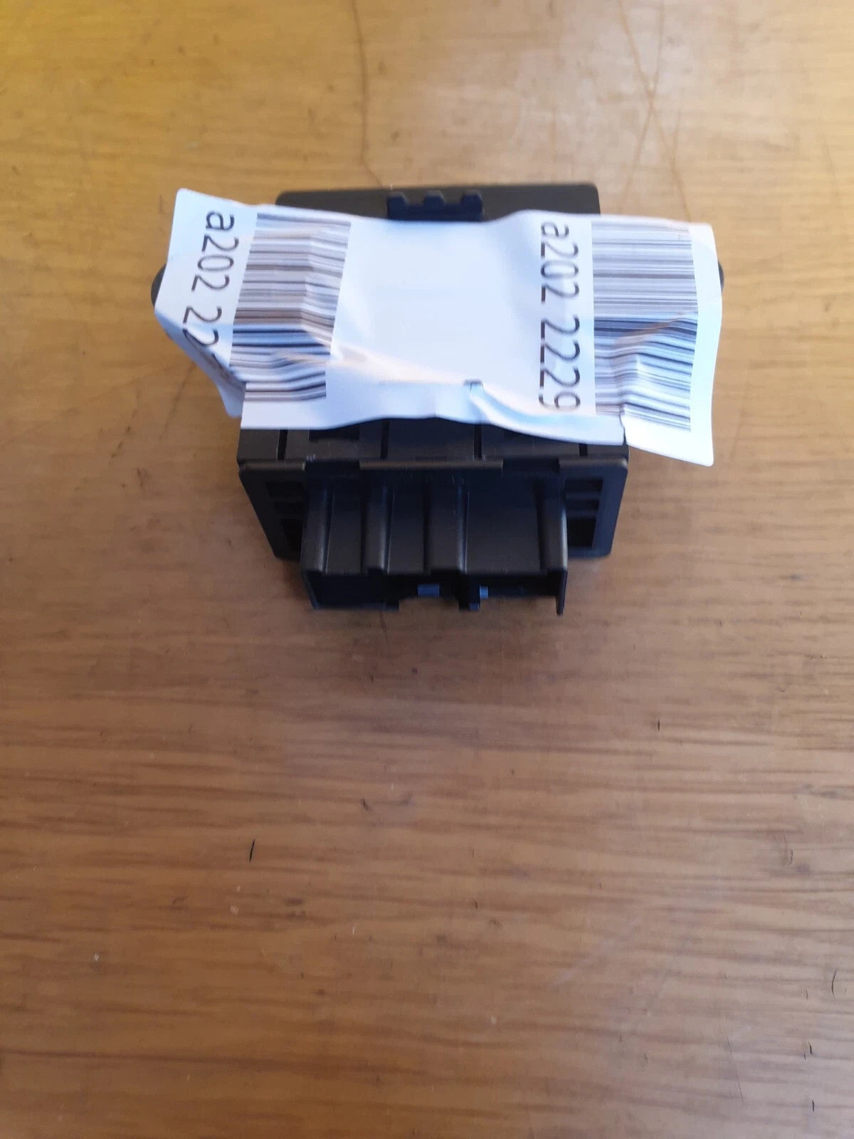 ebay-src:https://i.ebayimg.com/00/s/mtywmfgxmjaw/z/xhiaaeswbspqftrd/$_57.jpg