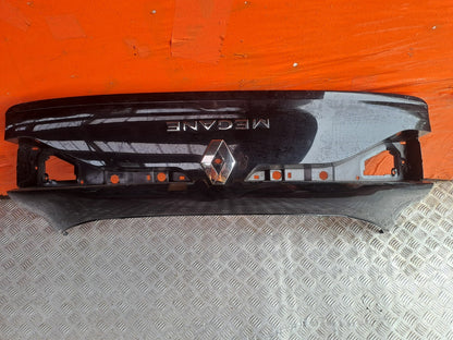 Renault Megane MK4 1.3 Petrol 2019 Tailgate Trim Panel Black Warranty A387 - Image 10
