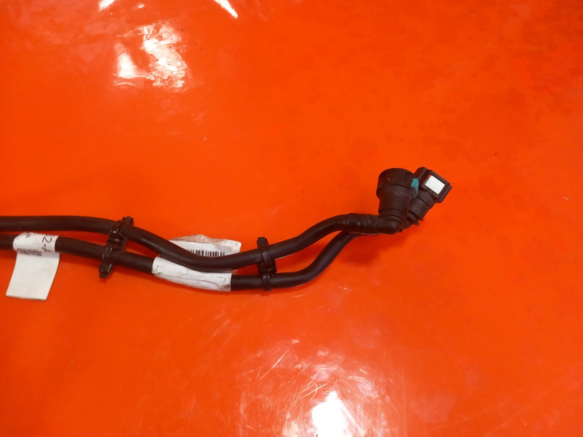 ebay-src:https://i.ebayimg.com/00/s/mtiwmfgxnjaw/z/jqoaaeswnkfqp9j7/$_57.jpg