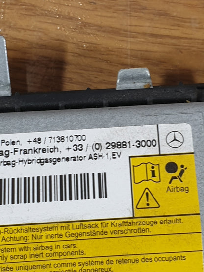 MERCEDES B CLASS W246 1.8 DIESEL 2012 FRONT RIGHT KNEE ARBAG A24686006029 A211 - Image 10