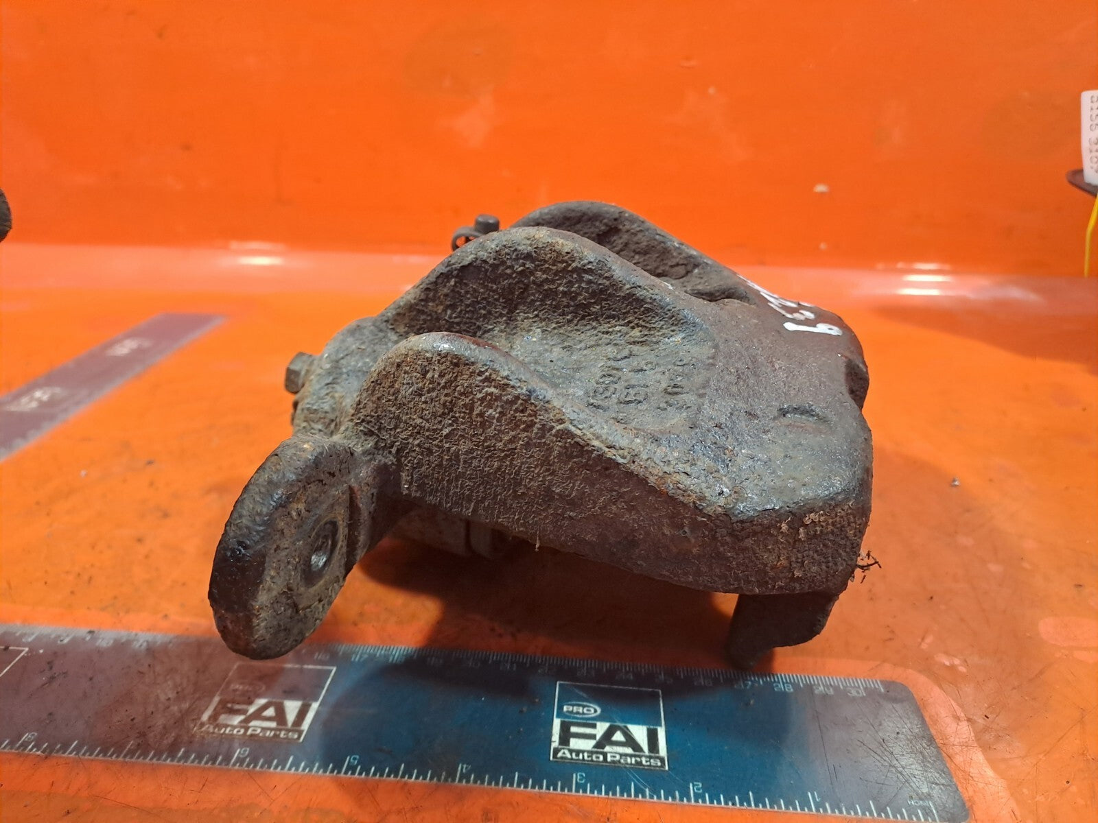 ✅2011 LAND ROVER DISCOVERY 4 L319 3.0D FRONT RIGHT BRAKE CALIPER + WARRANTY A239 - Image 3