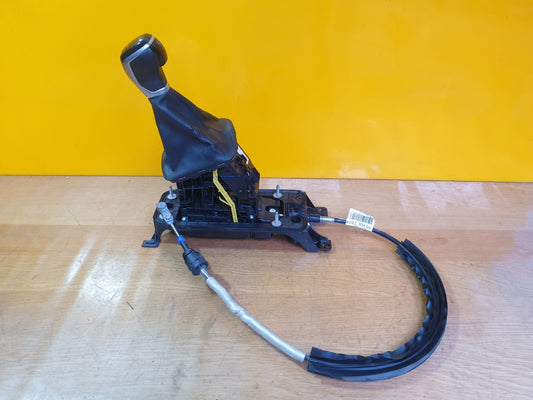 ✅2022 VW T-ROC 1.5 PETROL AUTOMATIC GEAR SHIFTER & LINKAGE 5Q0713061A A192 - Image 1