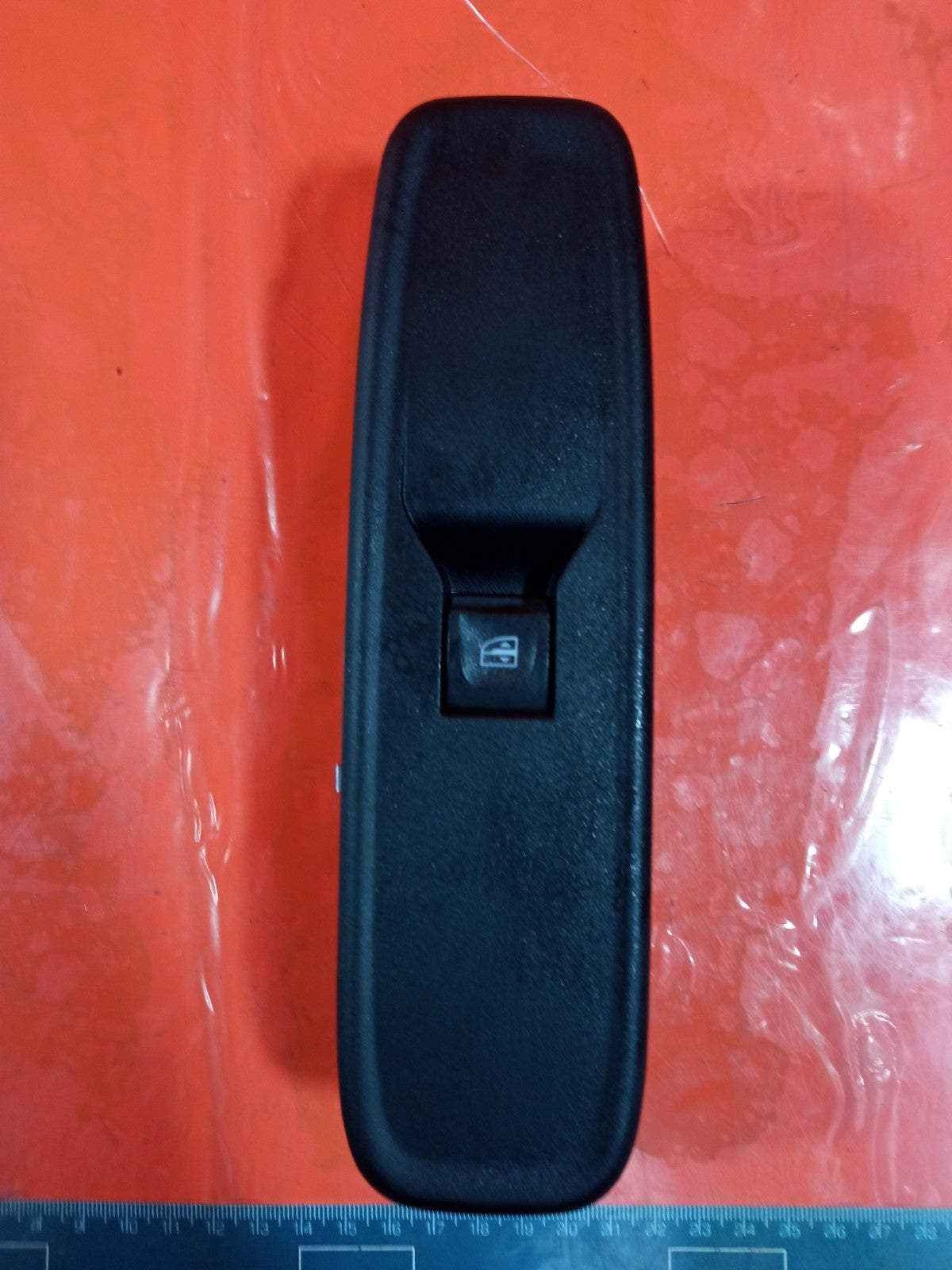 ✅Dacia Duster Journey 1.3 Petrol 2024 Rear Right Electric Window Switch A364 - Image 2
